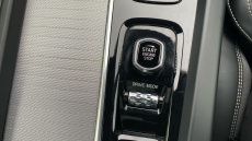 Volvo Xc60 2.0 T6 Recharge PHEV R DESIGN 5dr AWD Auto Estate